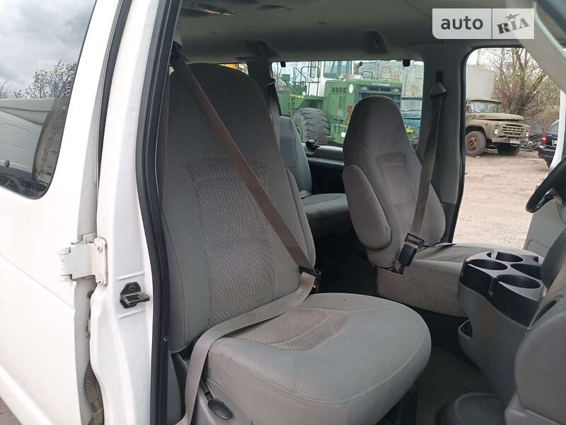 Мінівен Ford E-350 2005 в Києві