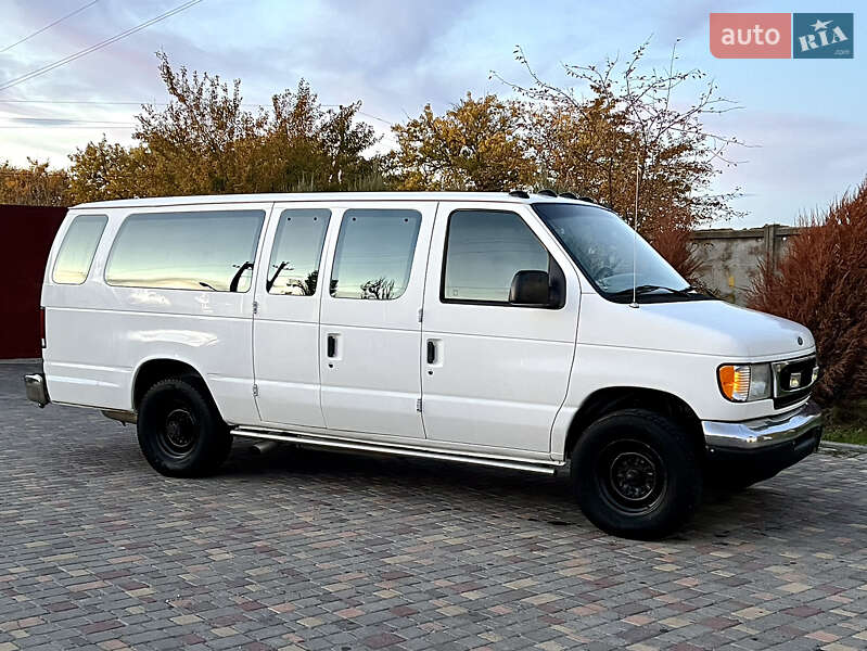 Мінівен Ford E-350 1997 в Овідіополі