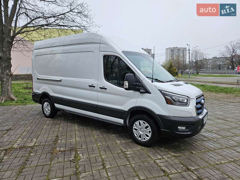 Грузовой фургон Ford E-Transit 2022 в Киеве