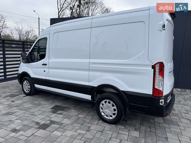 Грузовой фургон Ford E-Transit 2023 в Ровно
