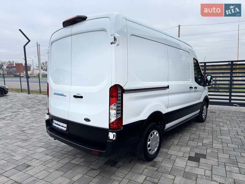 Грузовой фургон Ford E-Transit 2023 в Ровно