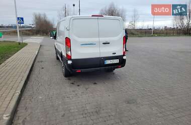 Грузовой фургон Ford E-Transit 2022 в Пирятине