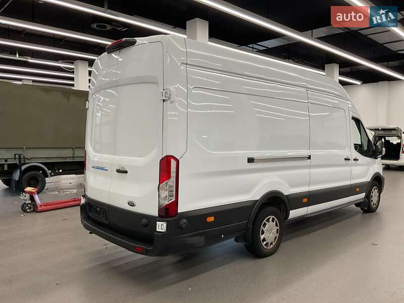 Грузовой фургон Ford E-Transit 2023 в Тернополе