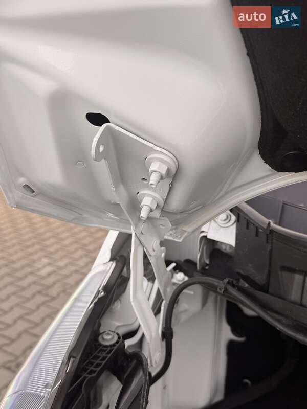 Грузовой фургон Ford E-Transit 2023 в Луцке