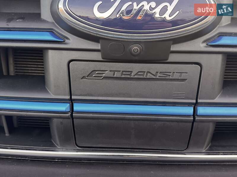 Грузовой фургон Ford E-Transit 2023 в Луцке