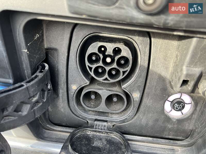 Грузовой фургон Ford E-Transit 2023 в Луцке фото 22 Грузовой фургон Ford E-Transit 2023 в Луцке