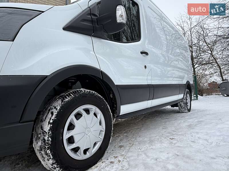 Грузовой фургон Ford E-Transit 2022 в Виннице