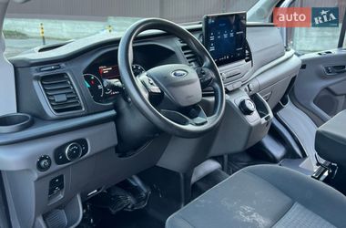 Вантажний фургон Ford E-Transit 2022 в Львові