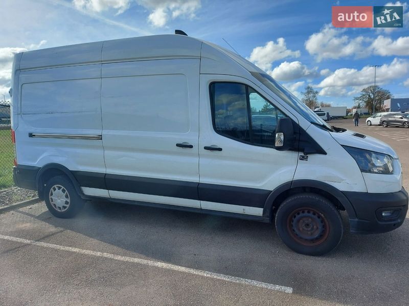 Ford E-Transit 2022