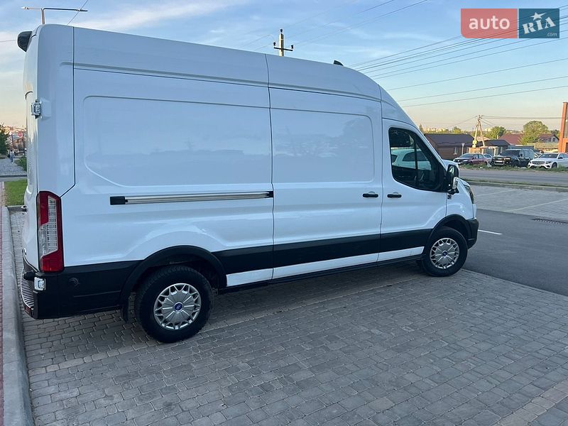 Вантажний фургон Ford E-Transit 2022 в Вінниці
