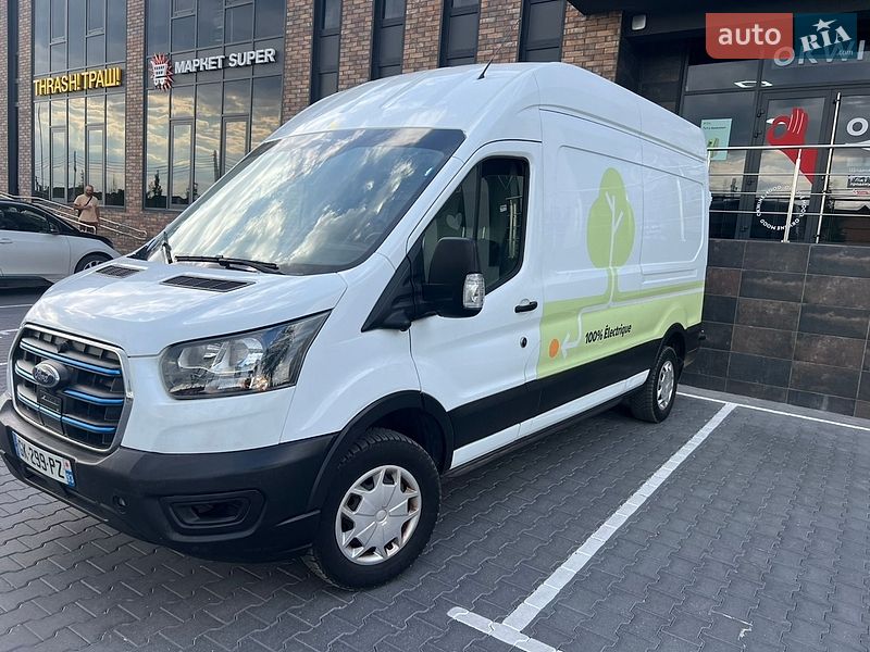Грузовой фургон Ford E-Transit 2022 в Виннице