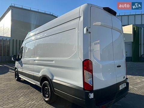 Грузовой фургон Ford E-Transit 2022 в Киеве