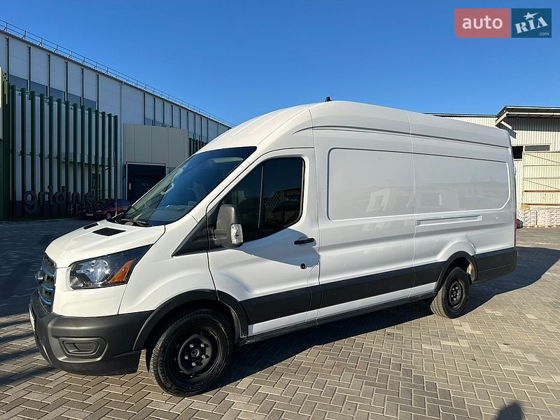 Грузовой фургон Ford E-Transit 2022 в Киеве