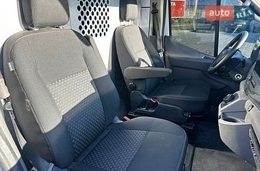 Грузовой фургон Ford E-Transit 2022 в Киеве