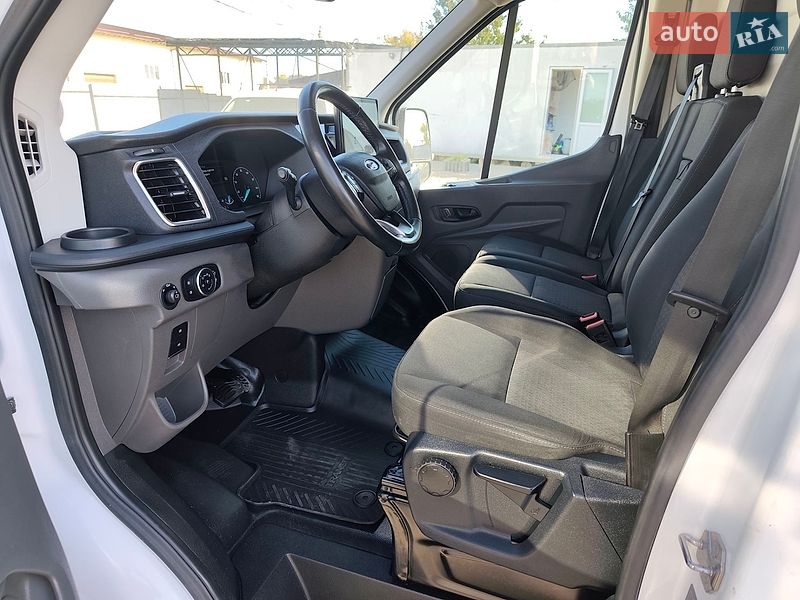 Грузовой фургон Ford E-Transit 2023 в Виннице