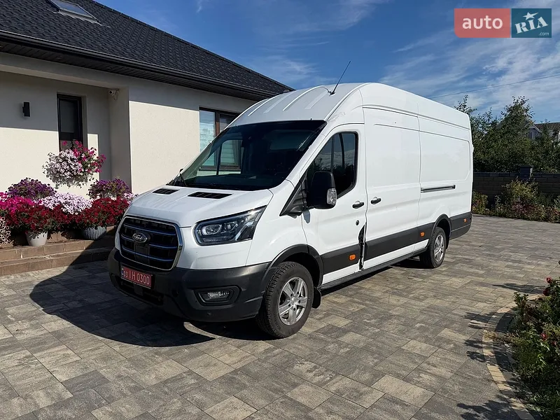 Ford E-Transit 2022