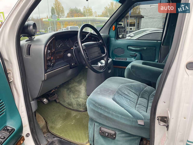 Минивэн Ford Econoline 1996 в Житомире фото 9 Минивэн Ford Econoline 1996 в Житомире