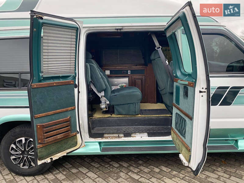 Мінівен Ford Econoline 1996 в Житомирі
