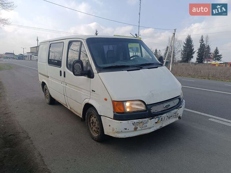 Минивэн Ford Econovan 1996 в 