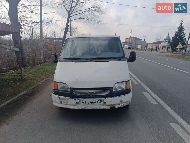 Мінівен Ford Econovan 1996 в Чернівцях