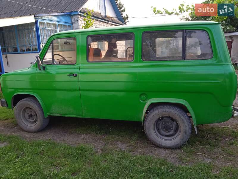 Минивэн Ford Econovan 1983 в Белогорье