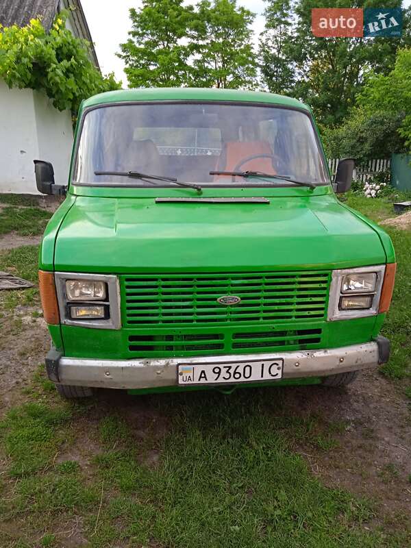 Минивэн Ford Econovan 1983 в Белогорье
