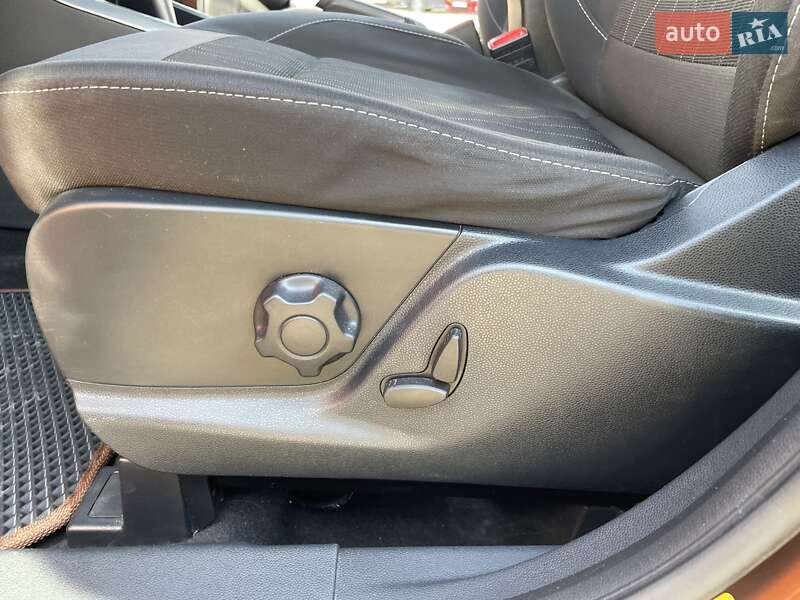 Внедорожник / Кроссовер Ford EcoSport 2019 в Черновцах