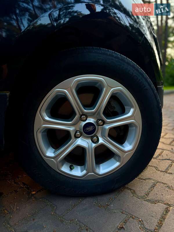 Внедорожник / Кроссовер Ford EcoSport 2018 в Новояворовске