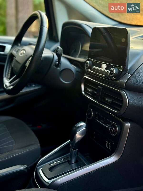 Внедорожник / Кроссовер Ford EcoSport 2018 в Новояворовске