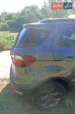 Внедорожник / Кроссовер Ford EcoSport 2017 в 