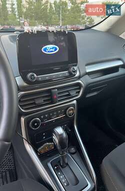 Внедорожник / Кроссовер Ford EcoSport 2018 в 