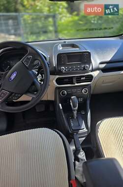 Позашляховик / Кросовер Ford EcoSport 2021 в 