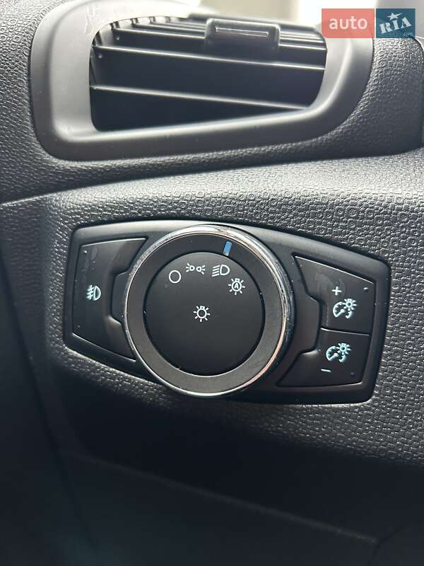 Позашляховик / Кросовер Ford EcoSport 2021 в Сумах