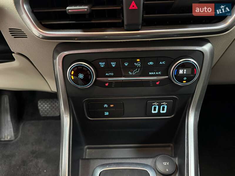 Внедорожник / Кроссовер Ford EcoSport 2017 в Киеве