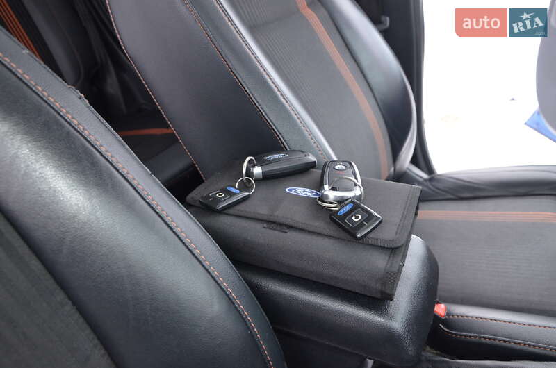 Внедорожник / Кроссовер Ford EcoSport 2017 в Черкассах