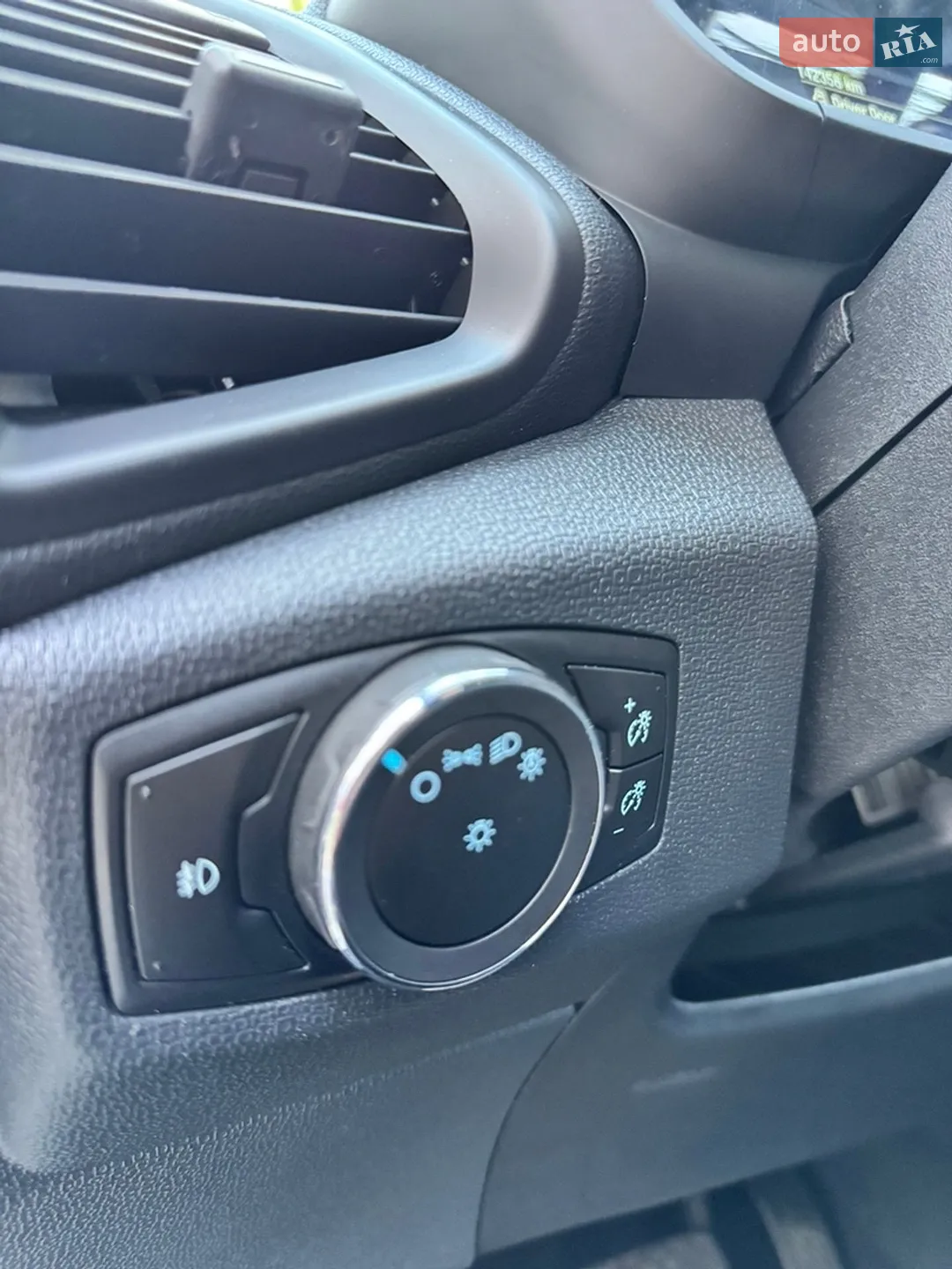 2018 Ford EcoSport - мініатюра 30