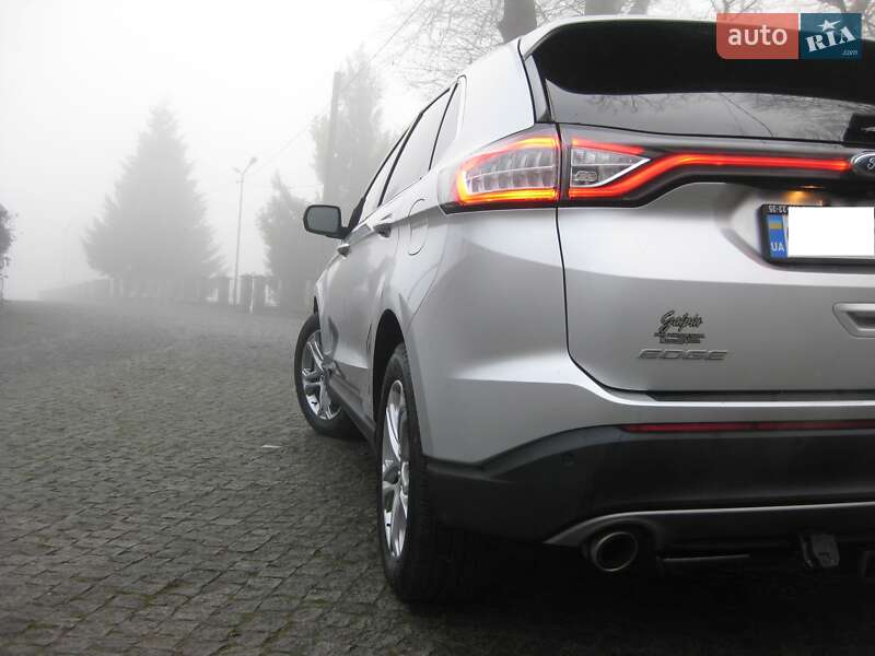 Внедорожник / Кроссовер Ford Edge 2016 в Черновцах