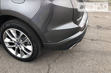 Внедорожник / Кроссовер Ford Edge 2018 в 