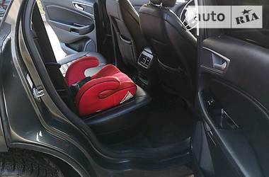 Позашляховик / Кросовер Ford Edge 2015 в 