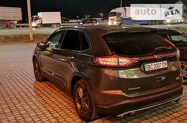 Позашляховик / Кросовер Ford Edge 2015 в 
