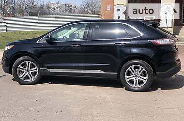 Позашляховик / Кросовер Ford Edge 2016 в 