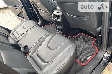 Позашляховик / Кросовер Ford Edge 2017 в 