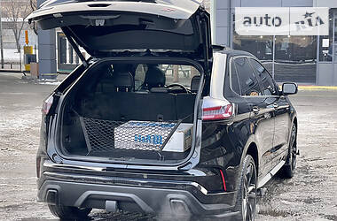 Внедорожник / Кроссовер Ford Edge 2019 в 