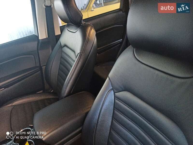 Внедорожник / Кроссовер Ford Edge 2017 в Славянске