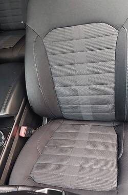 Внедорожник / Кроссовер Ford Edge 2016 в 