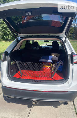 Внедорожник / Кроссовер Ford Edge 2015 в 