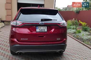 Внедорожник / Кроссовер Ford Edge 2015 в 