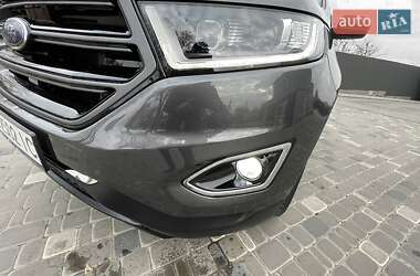 Внедорожник / Кроссовер Ford Edge 2017 в 