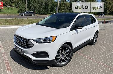 Внедорожник / Кроссовер Ford Edge 2018 в 