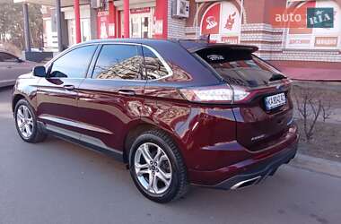 Внедорожник / Кроссовер Ford Edge 2018 в 